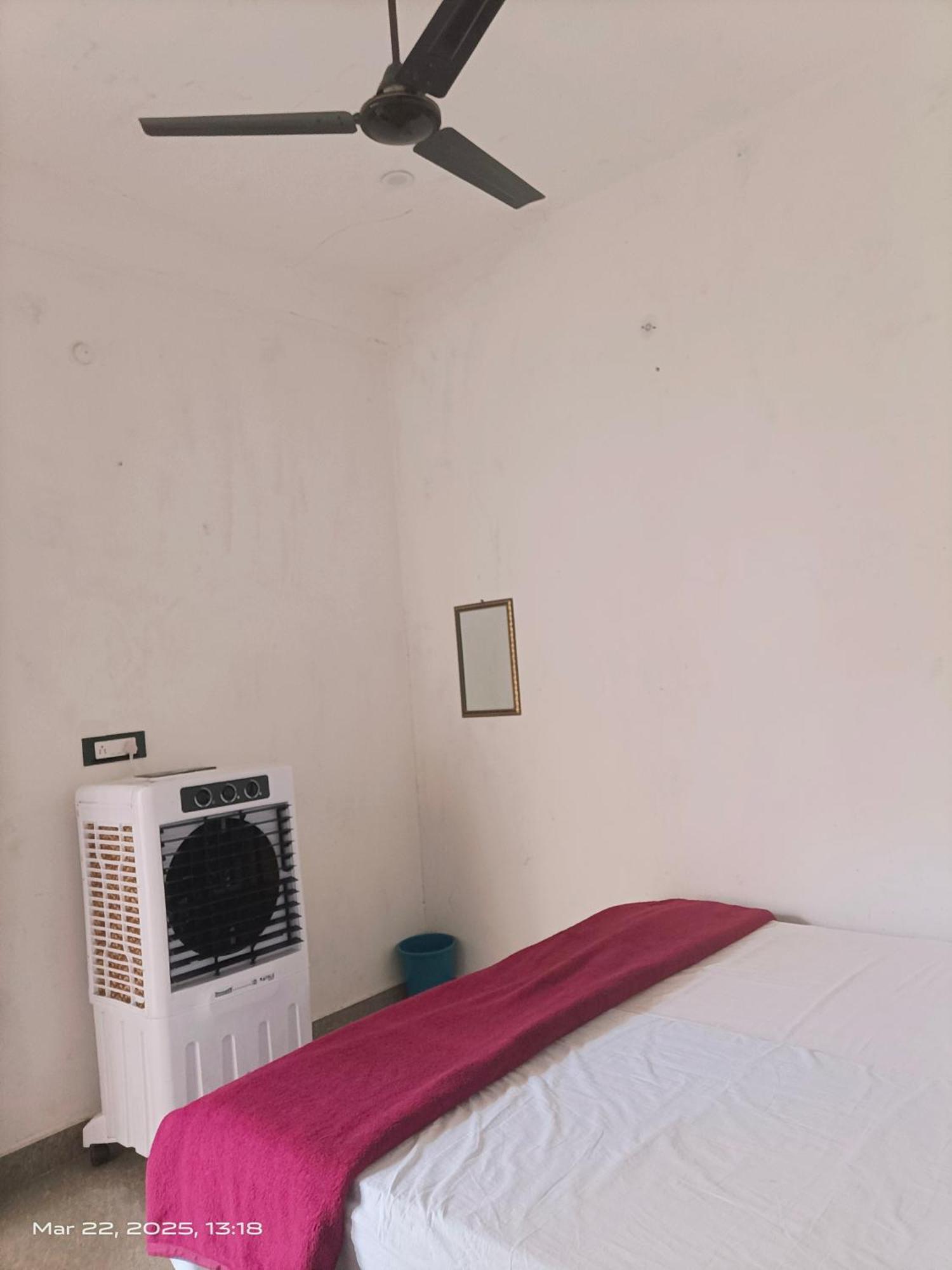 Homestay B D House